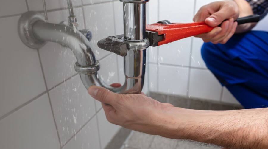 Expert burst pipe repair services in Nashwauk, MN